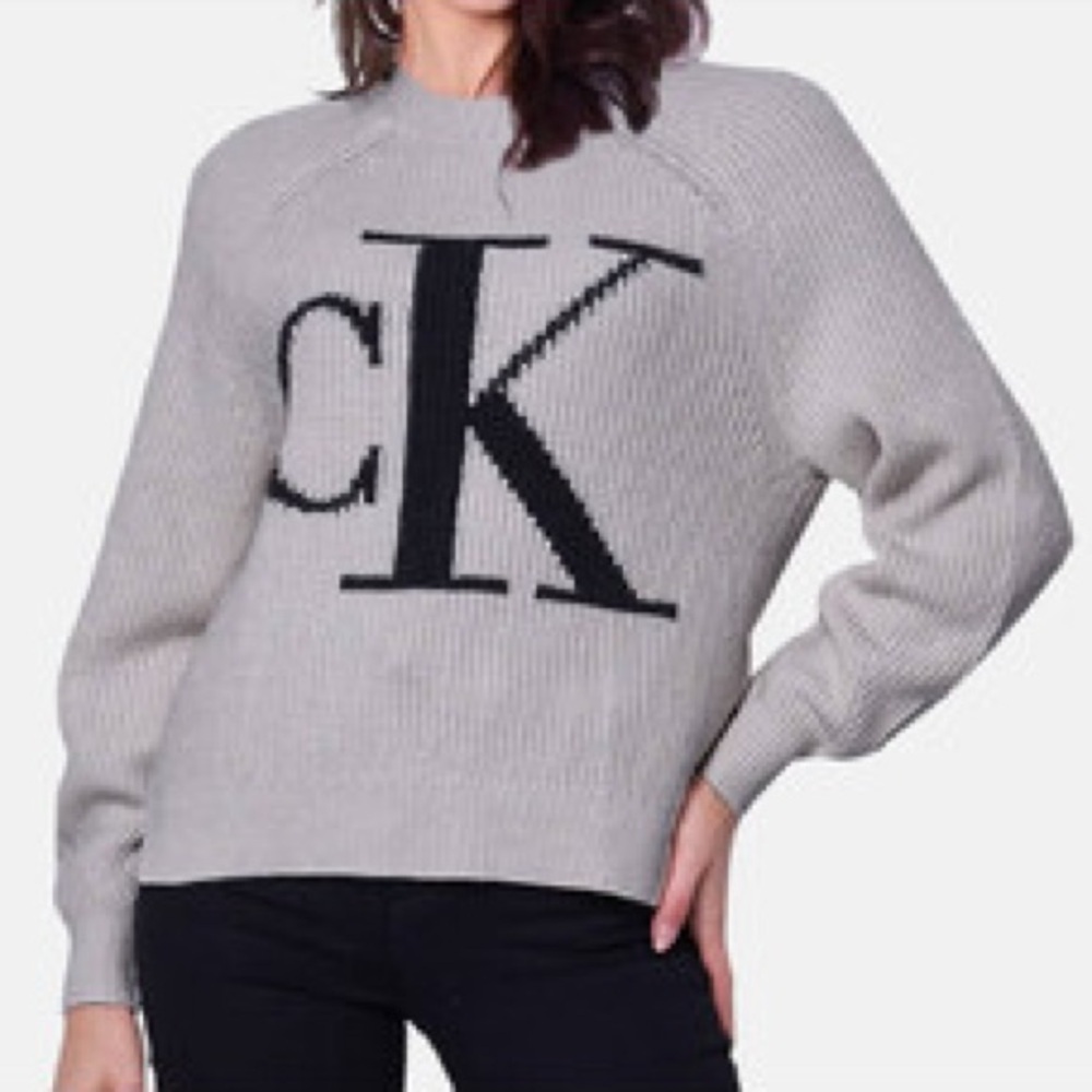 Calvin Klein women’s XL knit sweater grey big logo lightweight pullover